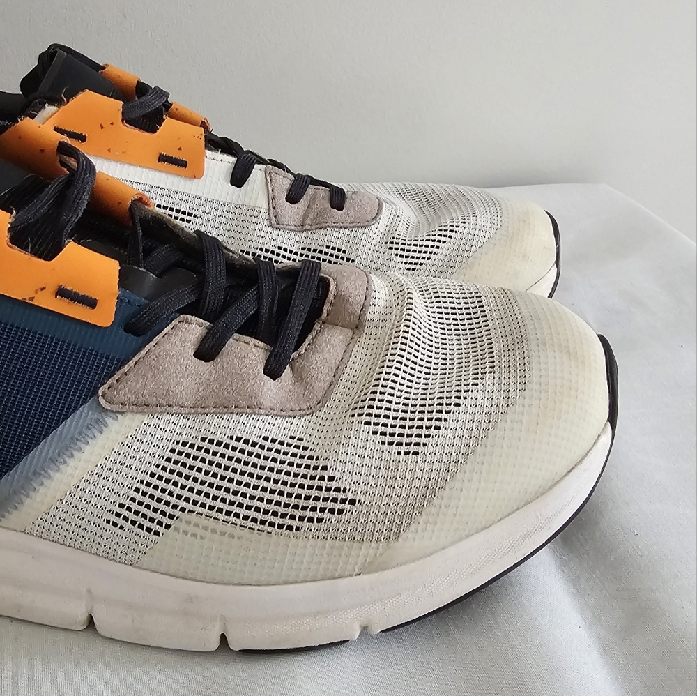 ON Running Cloudrift Womens Ivory/Storm Athletic Sneakers, Shoes - Picture 3 of 11